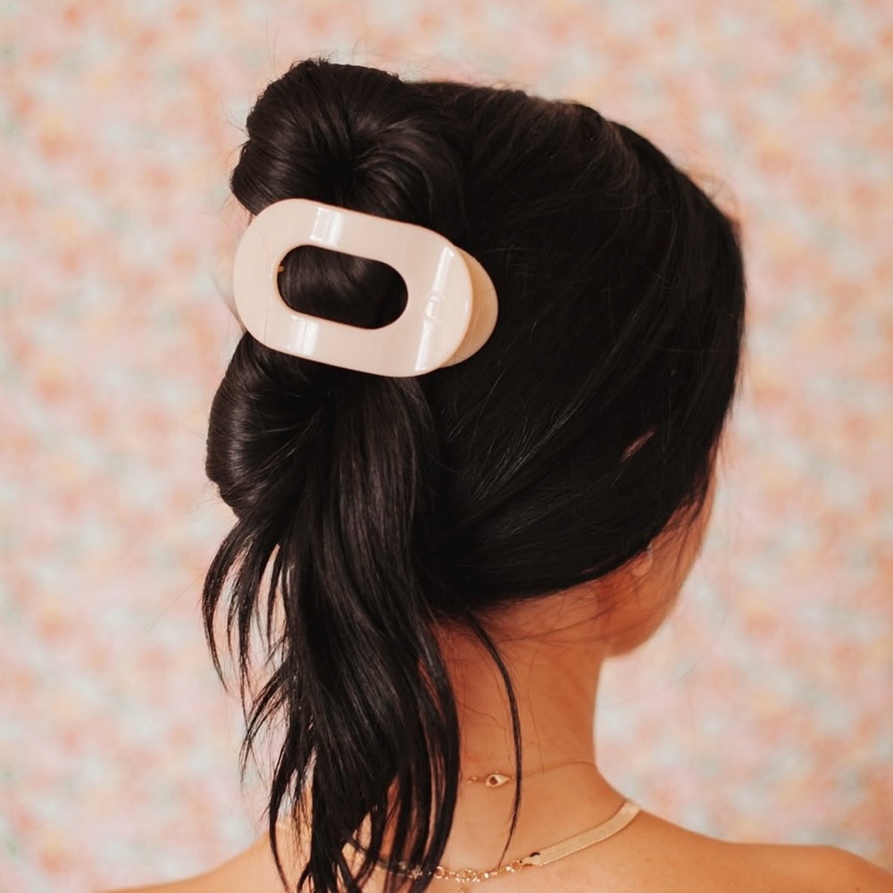 teleties flat round hair clip almond beige